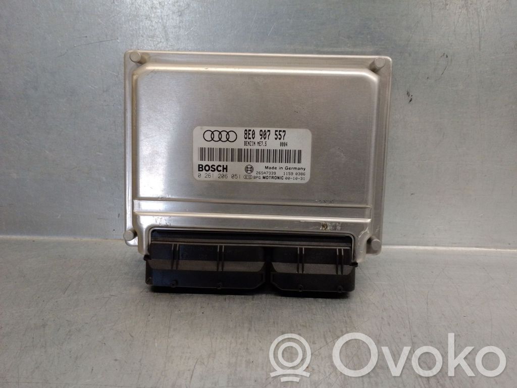 Unidad de control/módulo del motor   8E0907557,0261206051,BOSCH