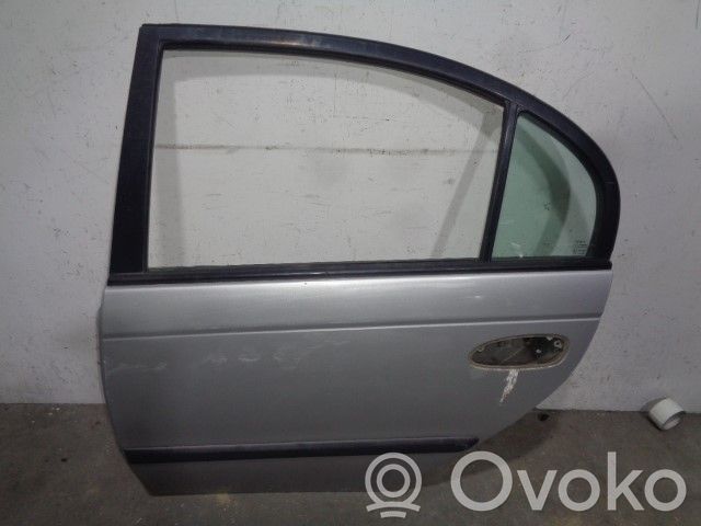 Toyota Avensis T220 Portiera posteriore