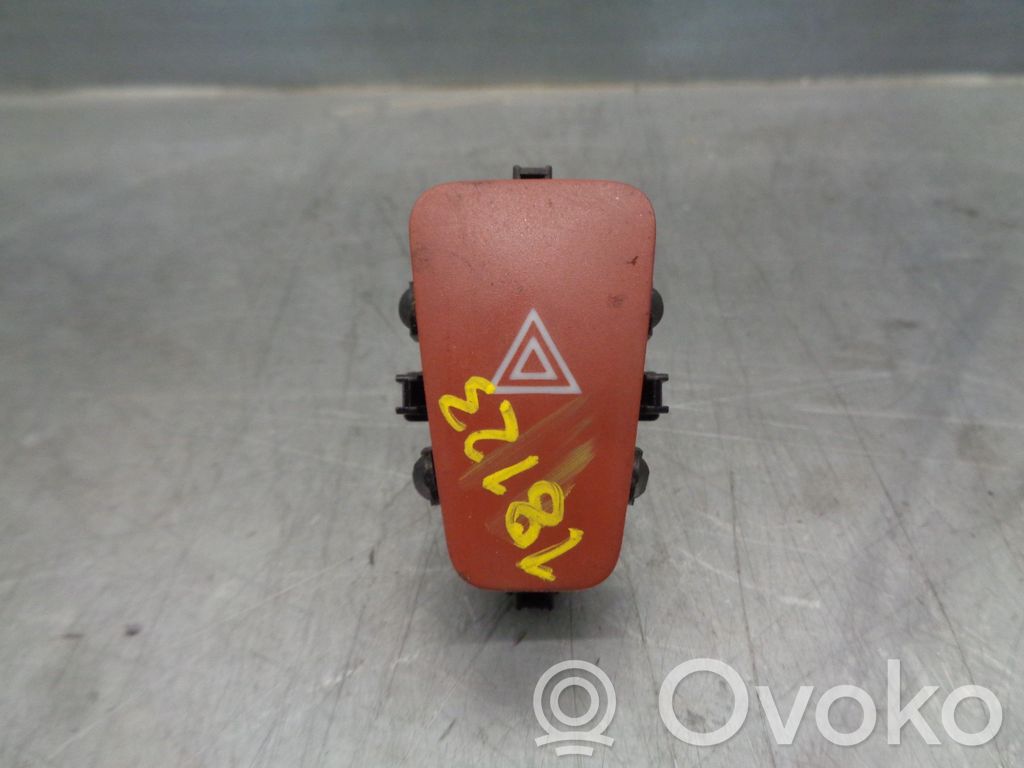 Fiat Croma Hazard light switch 