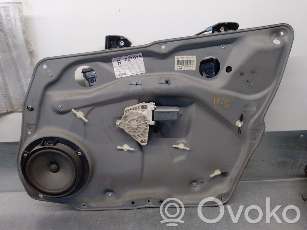 Mercedes-Benz A W169 Alzacristalli elettrico della portiera anteriore