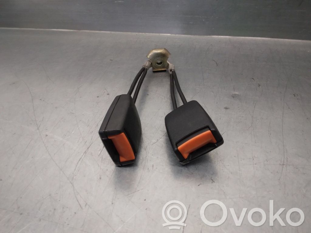 Audi 100 200 5000 C3 Fibbia della cintura di sicurezza posteriore 