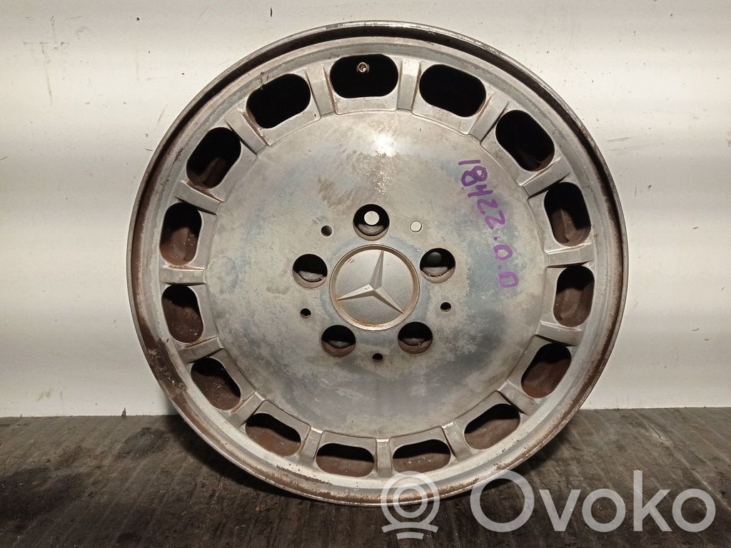 Mercedes-Benz E W124 R18-alumiinivanne 