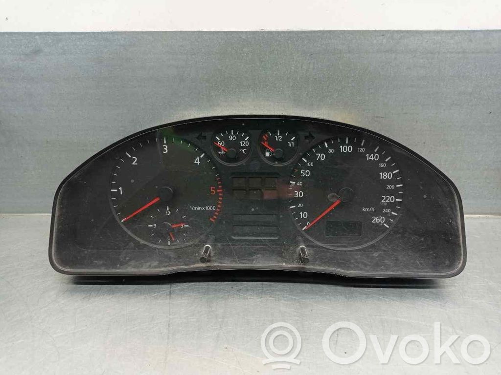 Nopeusmittari (mittaristo)   8D0919861A,110008884001,VDO