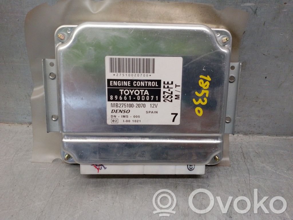 Toyota Yaris Engine control unit/module 