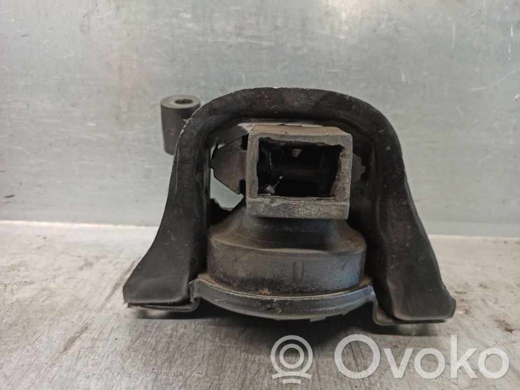 Citroen C3 Engine mount bracket 