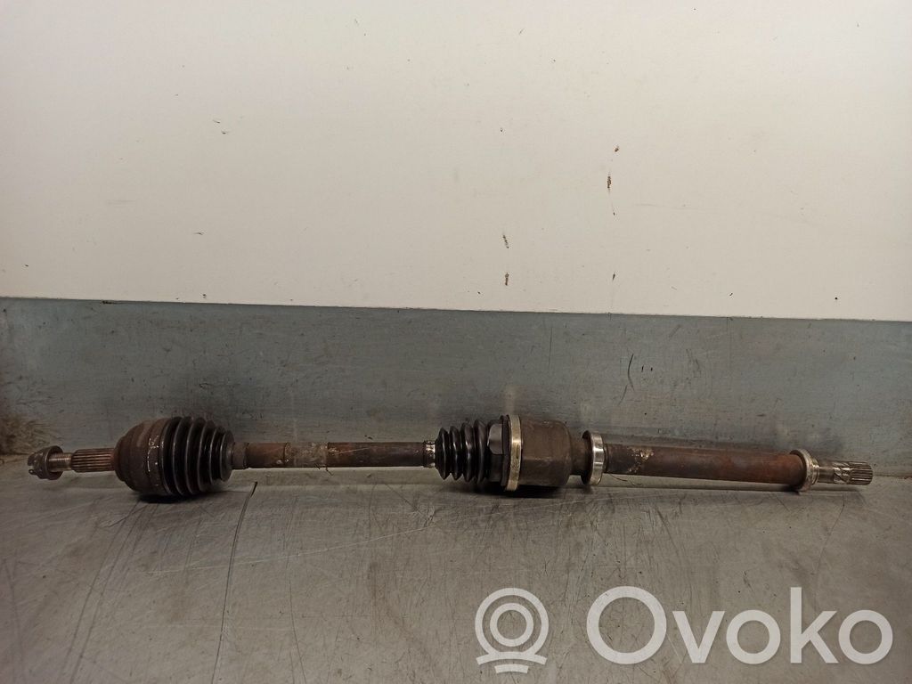 Eje de transmisión delantero   8200261841
