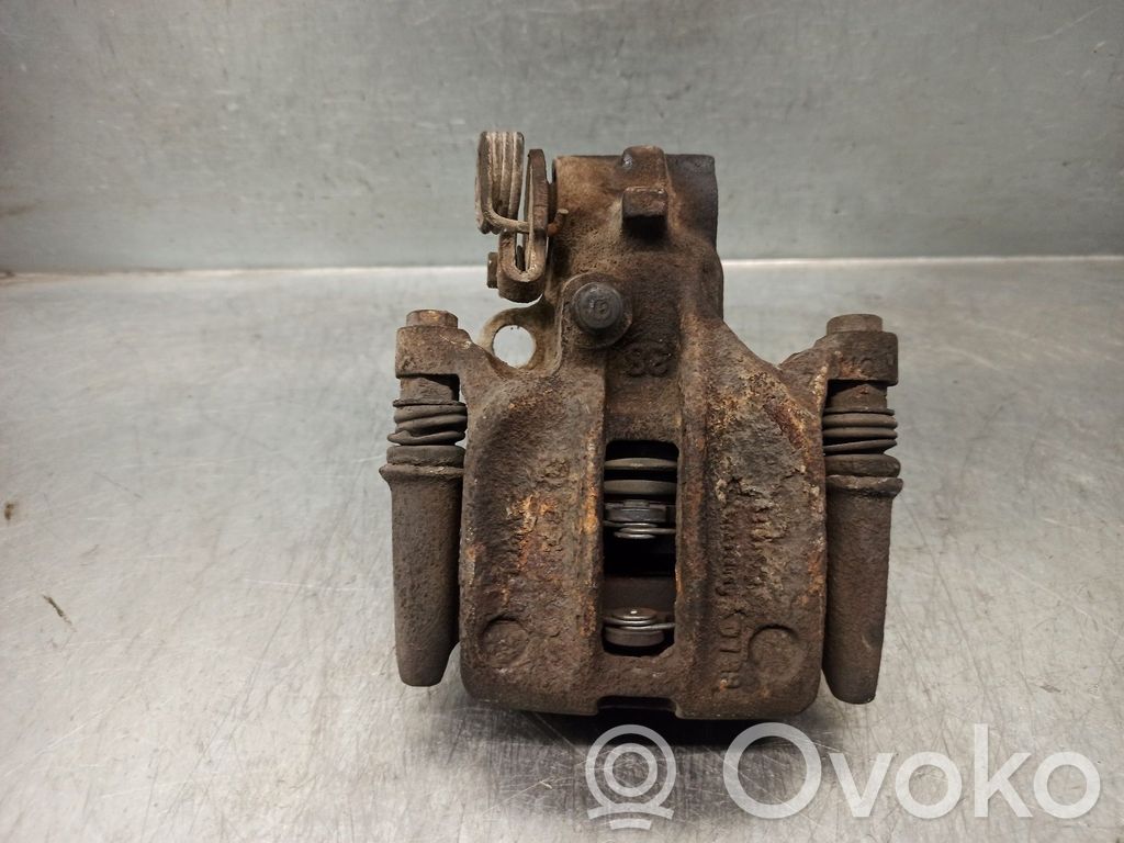 Audi 80 90 B3 Tylny zacisk hamulcowy 