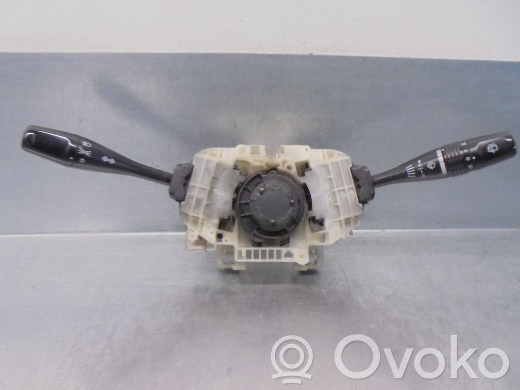 Mitsubishi Space Wagon Panel lighting control switch 