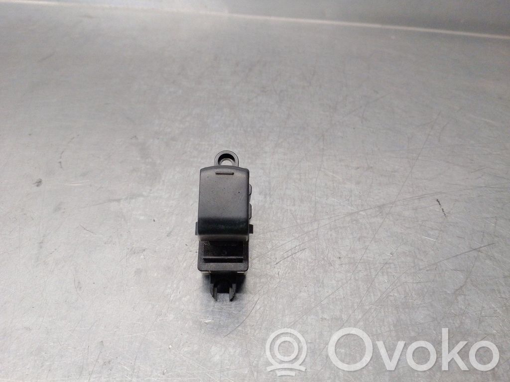 Nissan X-Trail T31 Electric window control switch 