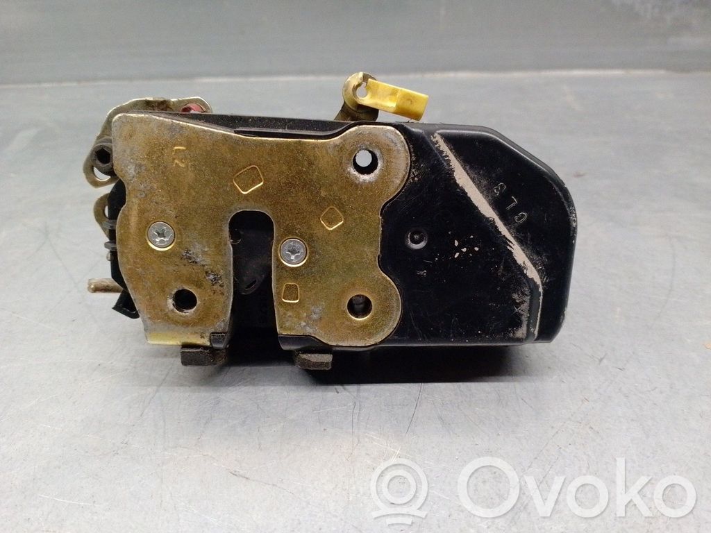 Jeep Grand Cherokee (WK) Front door lock 