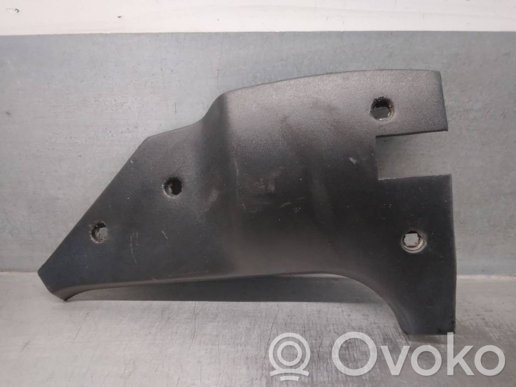 Bottom trim   86VB17C727AC