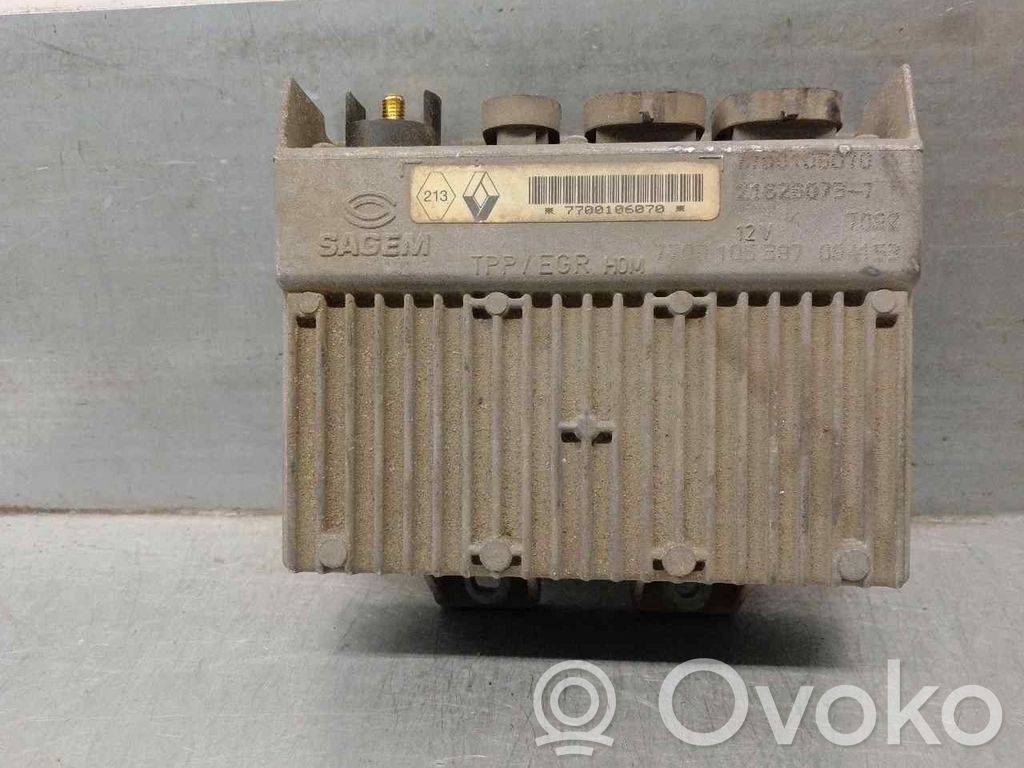 Engine control unit/module   7700106070,2152600737