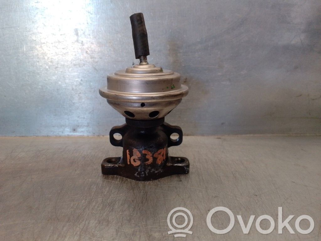 Audi A4 S4 B5 8D Valvola EGR