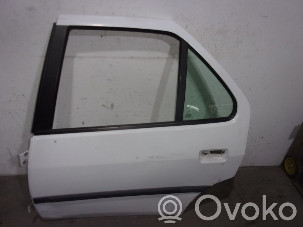 Peugeot 306 Galinės durys 