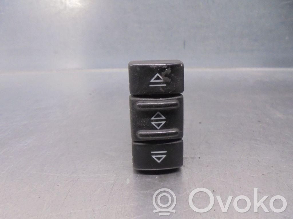 Renault 19 Electric window control switch 
