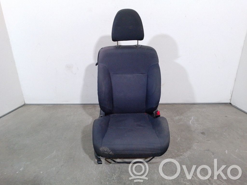 Honda Civic Etumatkustajan istuin 