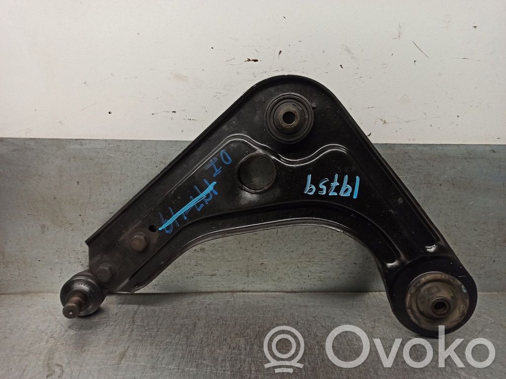 Ford Fiesta Braccio di controllo sospensione anteriore