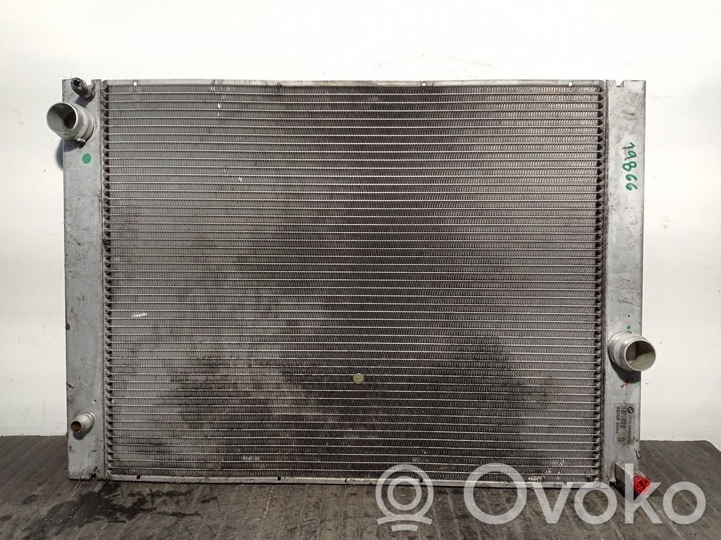 BMW 5 E39 Aušinimo skysčio radiatorius 