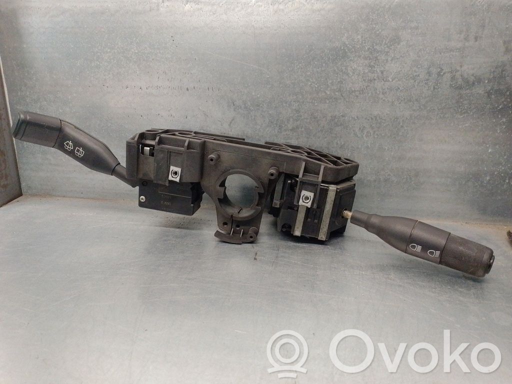 Renault Clio I Panel lighting control switch 