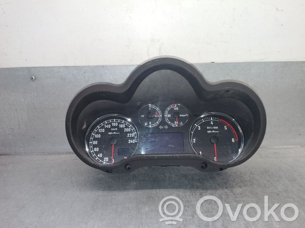 Alfa Romeo 147 Licznik / Prędkościomierz 