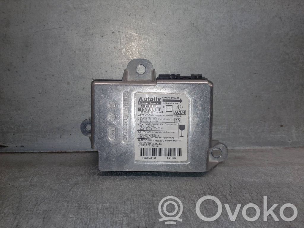 Renault Megane II Unitate/modul de comandă airbaguri 