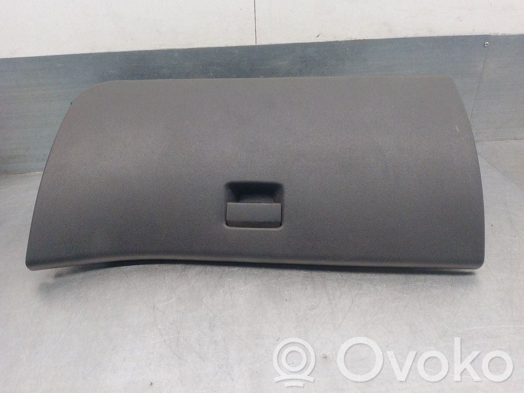 Citroen C4 Grand Picasso Daiktadėžė 