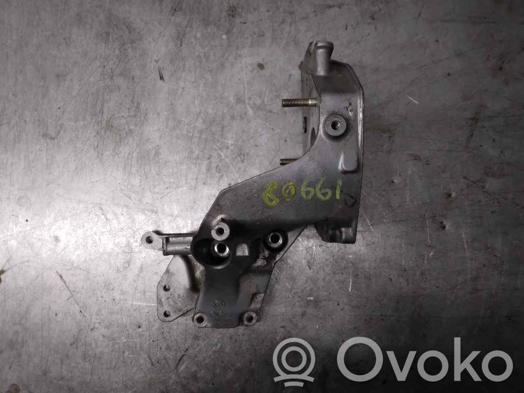 Alfa Romeo 156 Engine mount bracket 