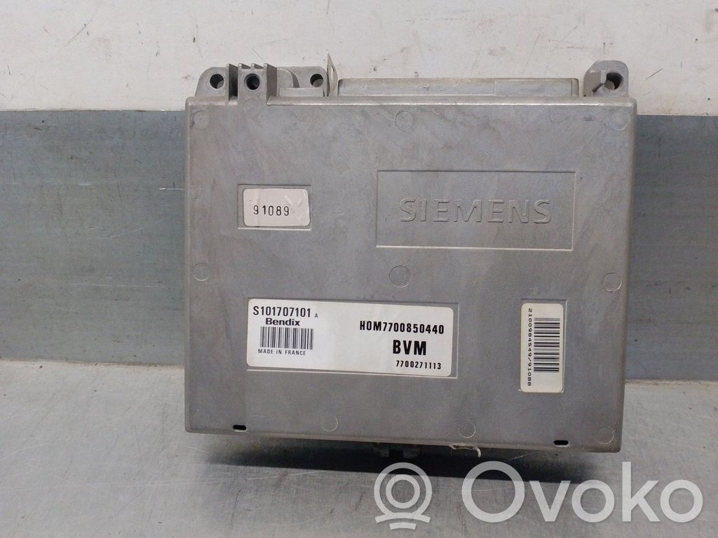 Renault 19 Engine control unit/module 