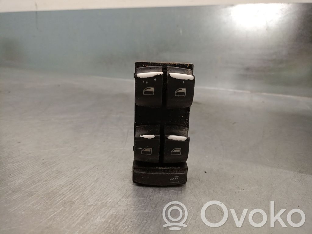 Audi A8 S8 D2 4D Electric window control switch 