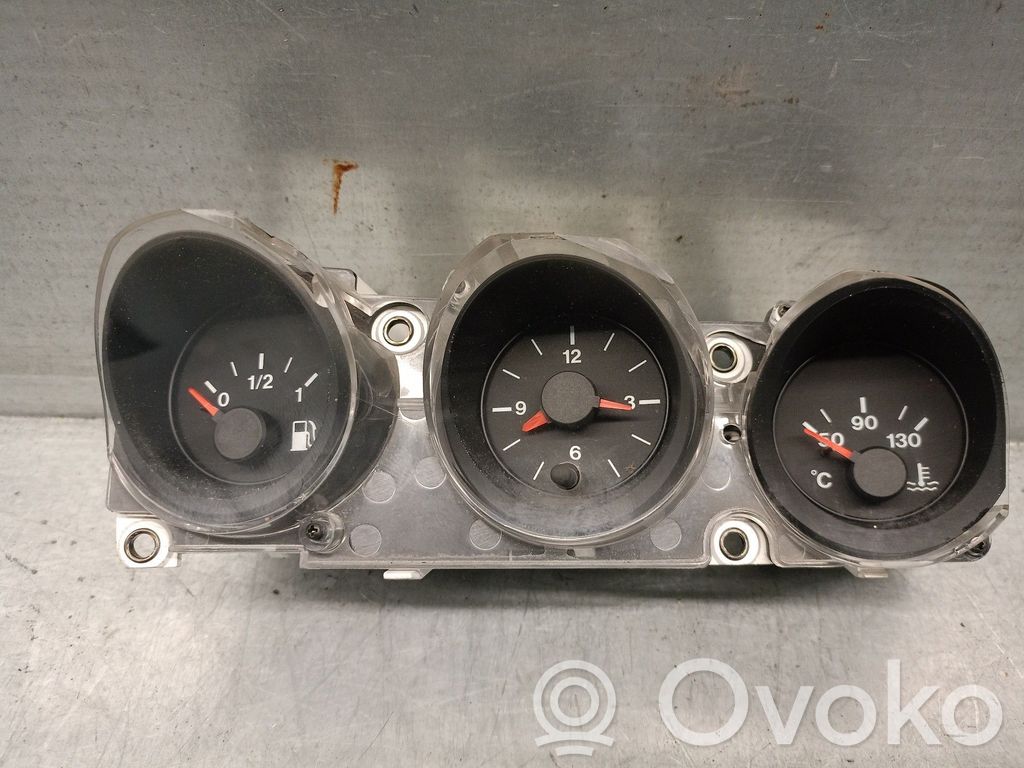 Alfa Romeo Spider 916 Vitezometru (grup de instrumente) 