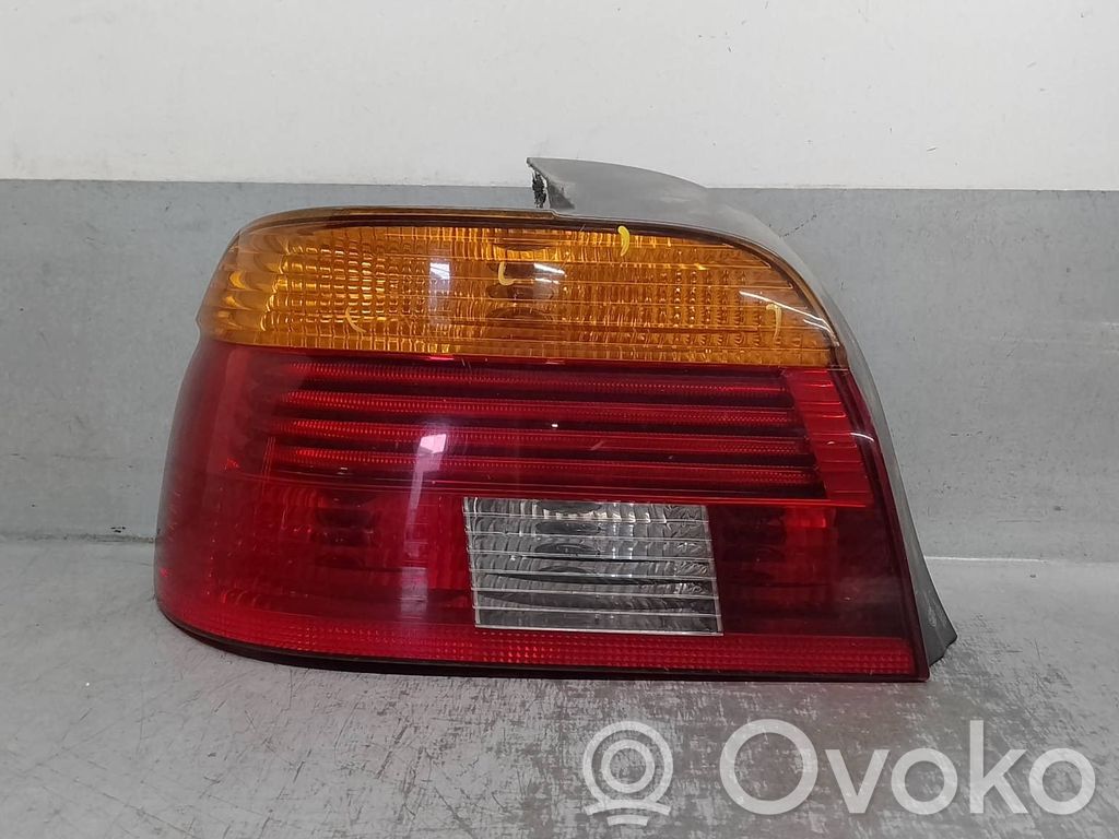 BMW 5 E39 Galinis žibintas kėbule 