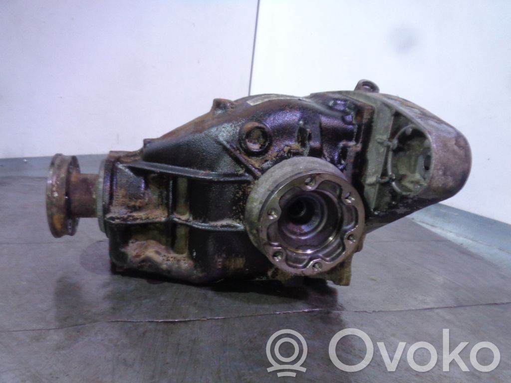 BMW 5 E39 Galinis reduktorius 
