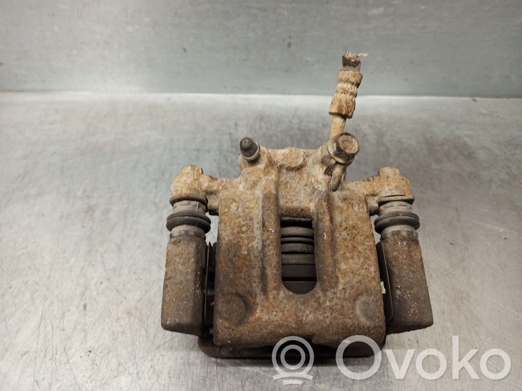 Toyota Corolla E120 E130 Brake caliper pad carrier rear 
