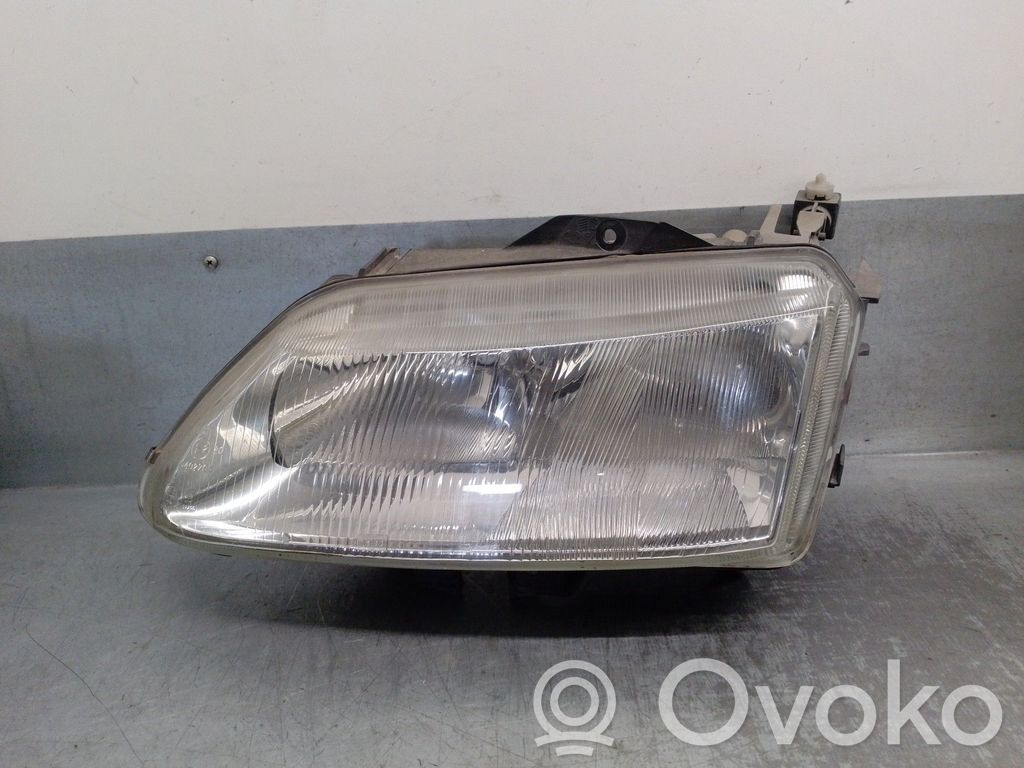 Renault Laguna I Scheinwerfer 