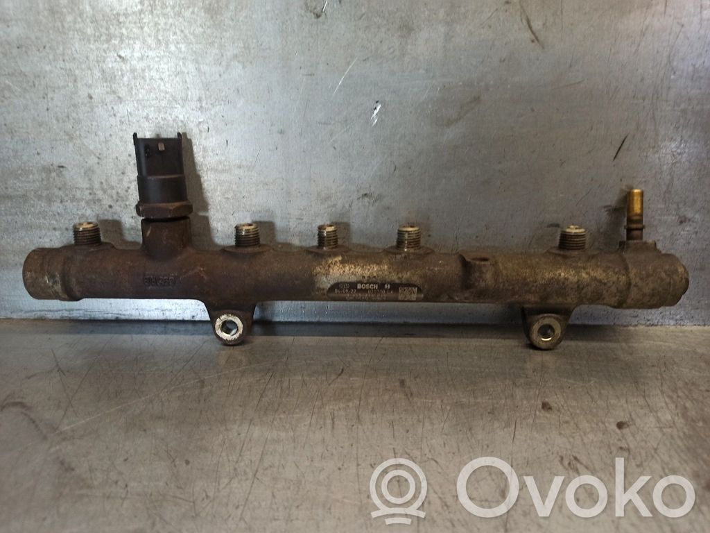 Rampa inyectora   8200330912,0445214065,BOSCH