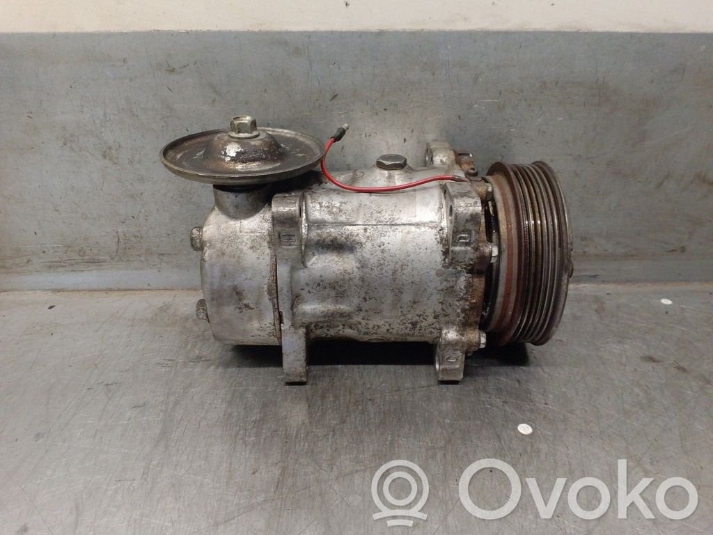 Renault Clio I Compressore aria condizionata (A/C) (pompa) 
