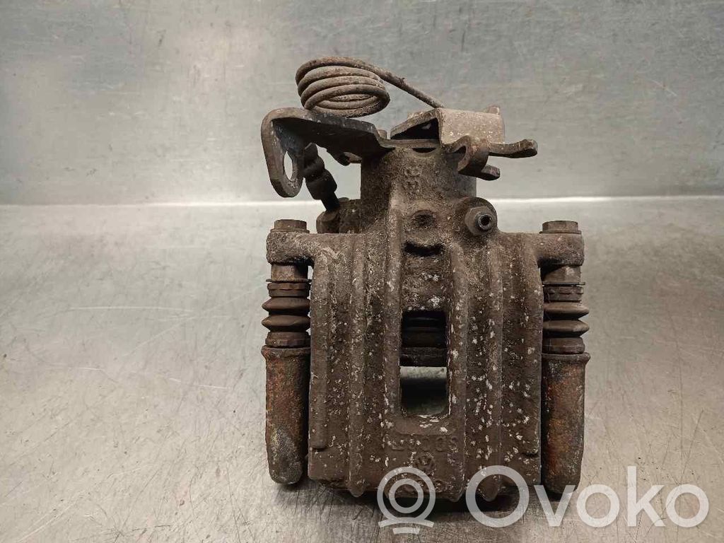 Audi A6 Allroad C5 Supporto della pinza del freno posteriore