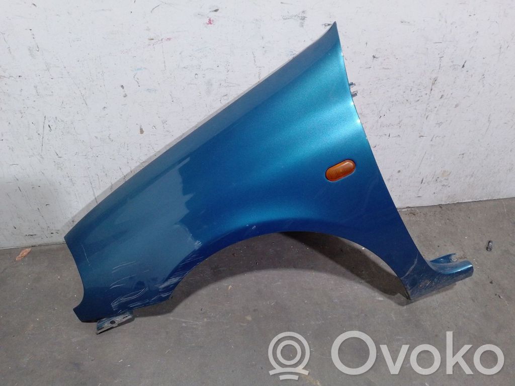 Renault Clio II Крыло 