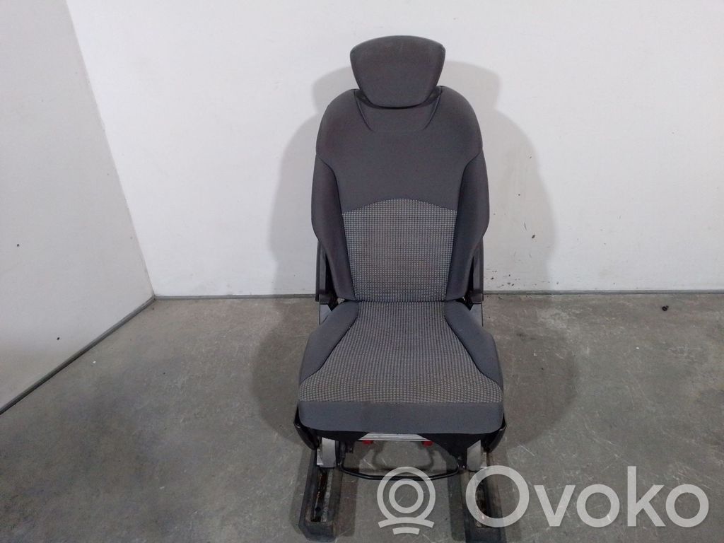 Takaistuin   8880R1,8880R1