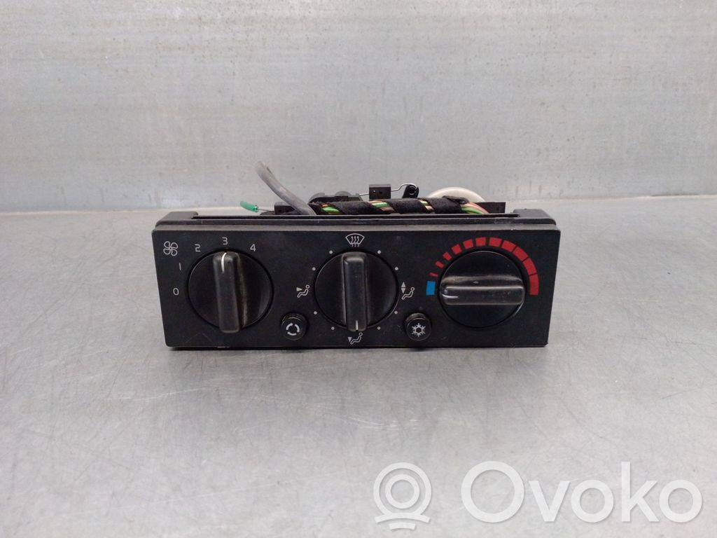 Volvo 460 Air conditioner control unit module 