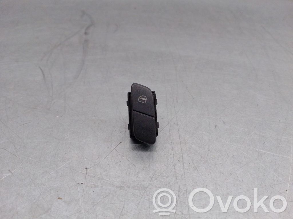 Volkswagen Polo Przyciski szyb 