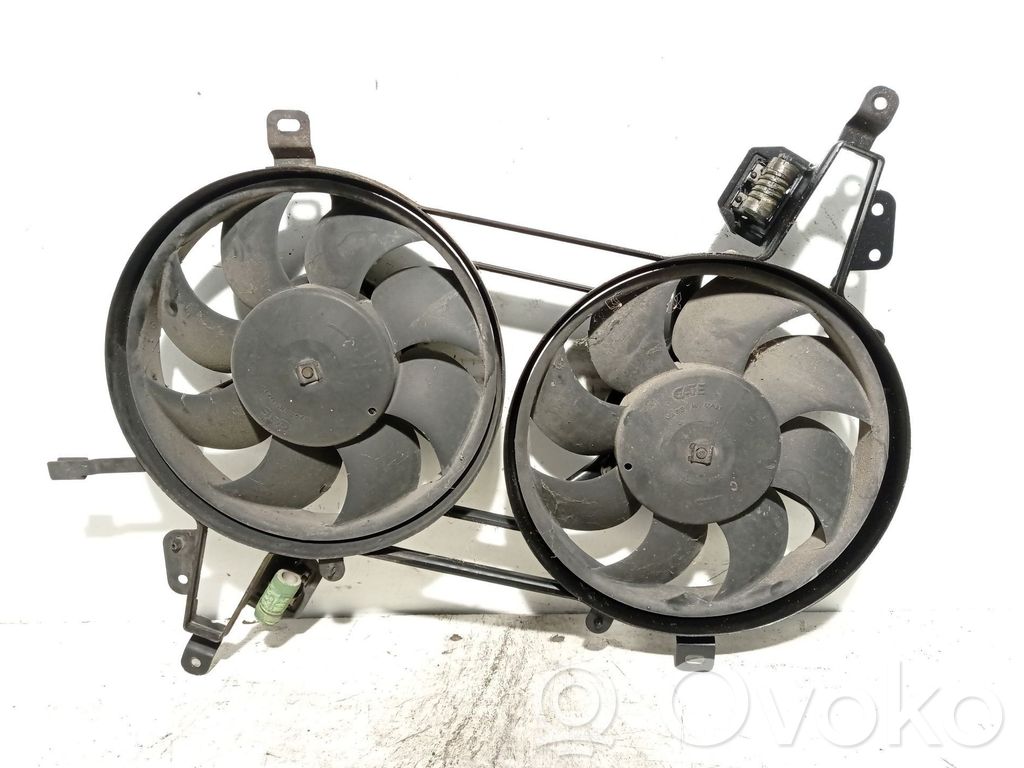 Fiat Bravo - Brava Elektrisks radiatoru ventilators