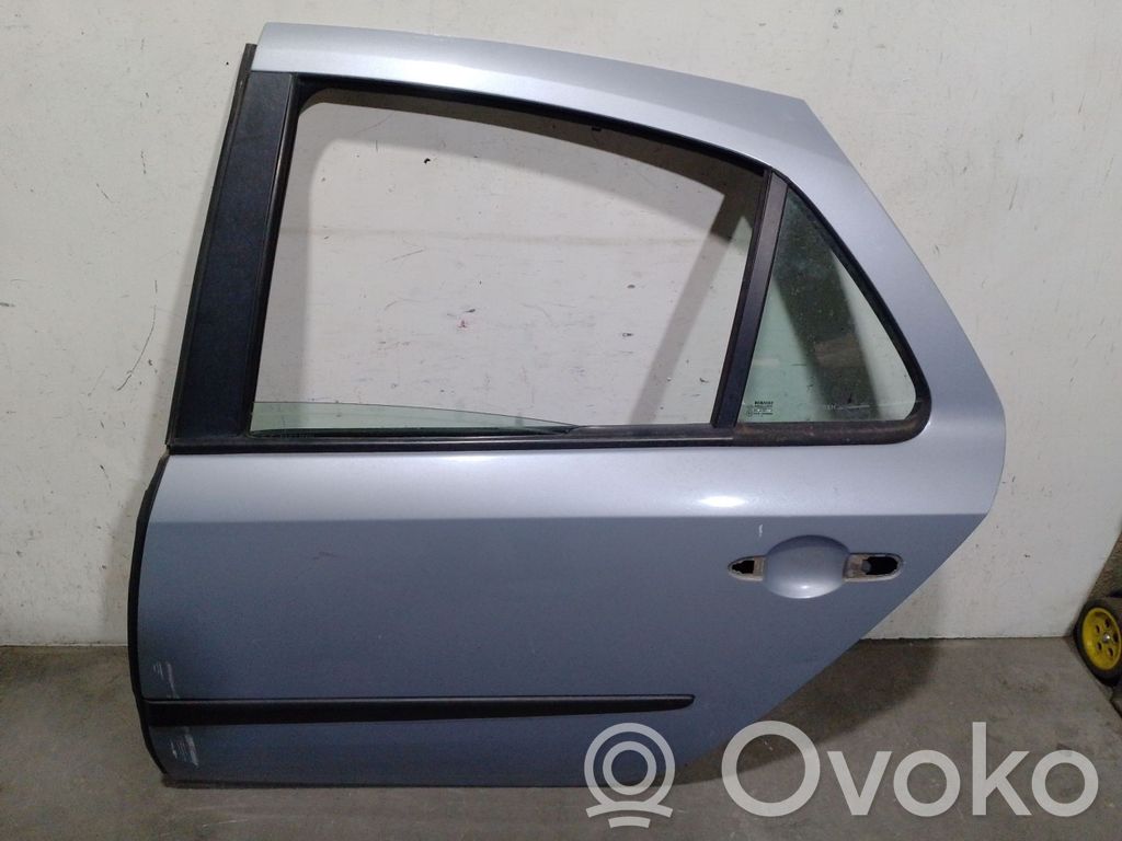 Renault Laguna II Puerta trasera 