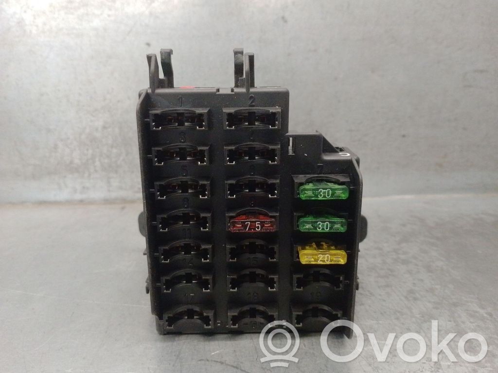 Mercedes-Benz C W202 Set scatola dei fusibili