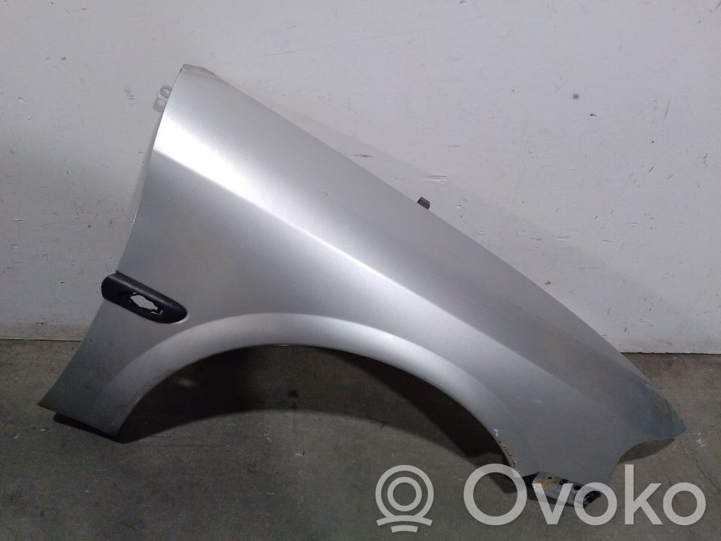 Opel Vectra B Guardabarro 