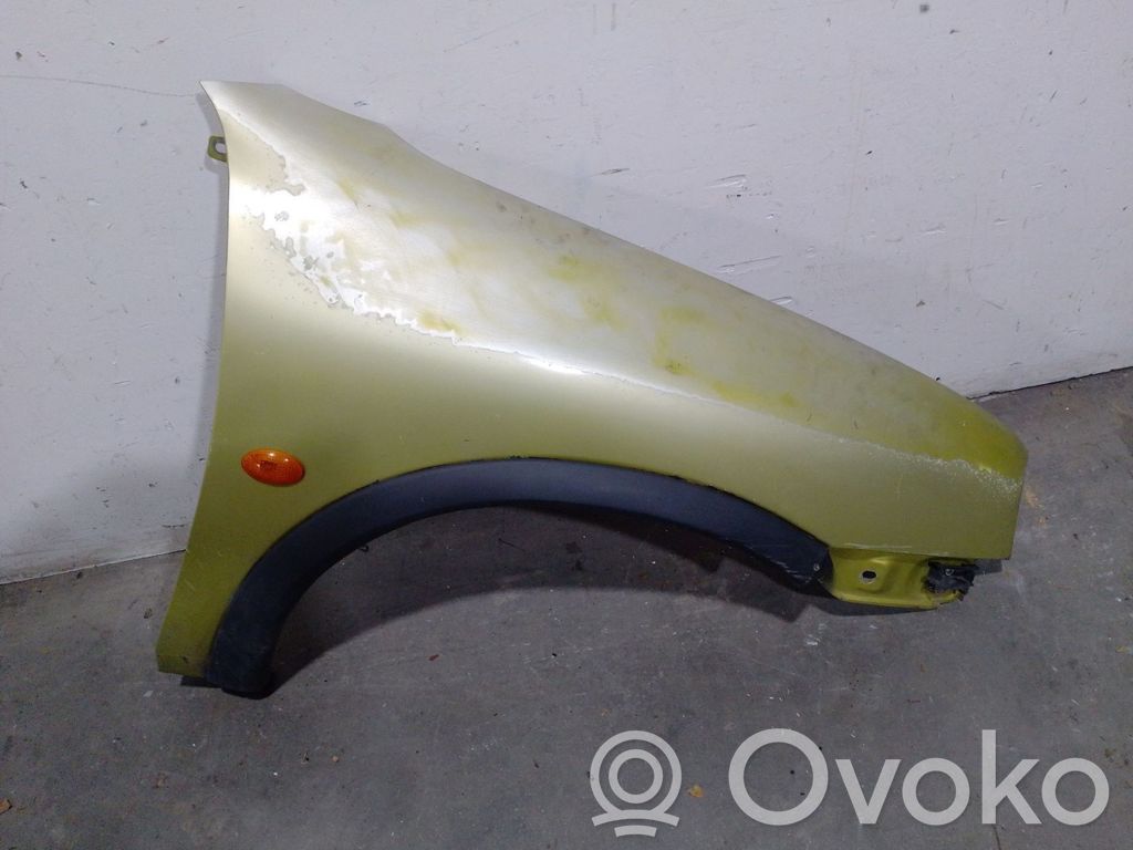 Opel Corsa B Sparnas 