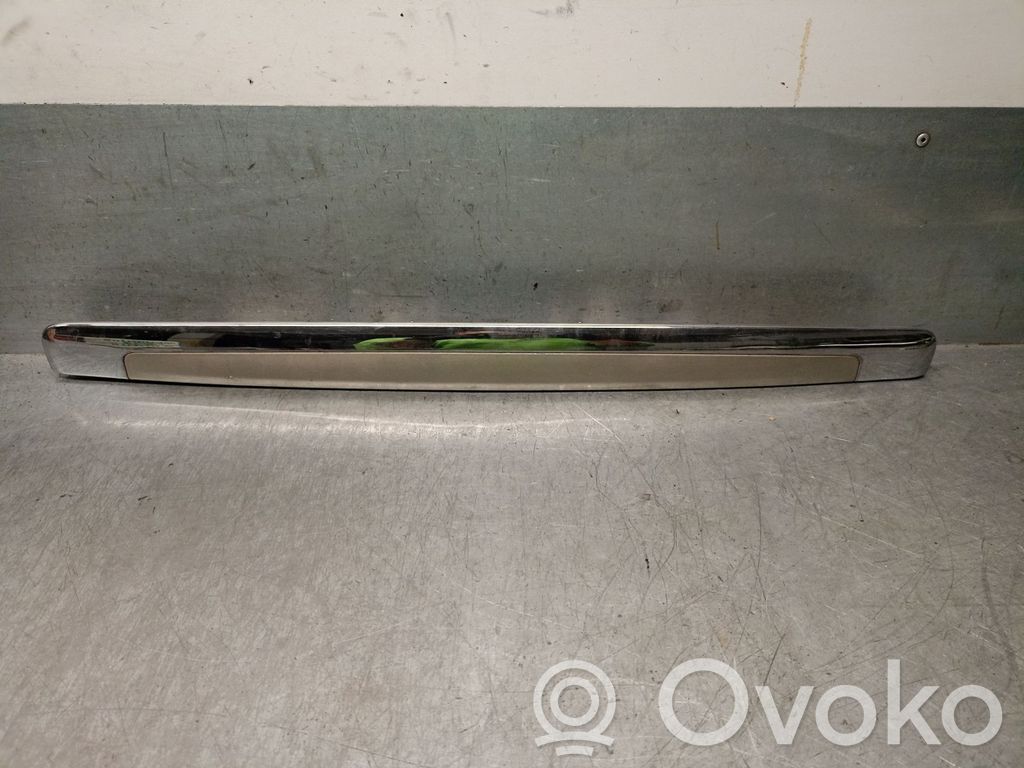 KIA Carnival Maniglia esterna per portiera posteriore 