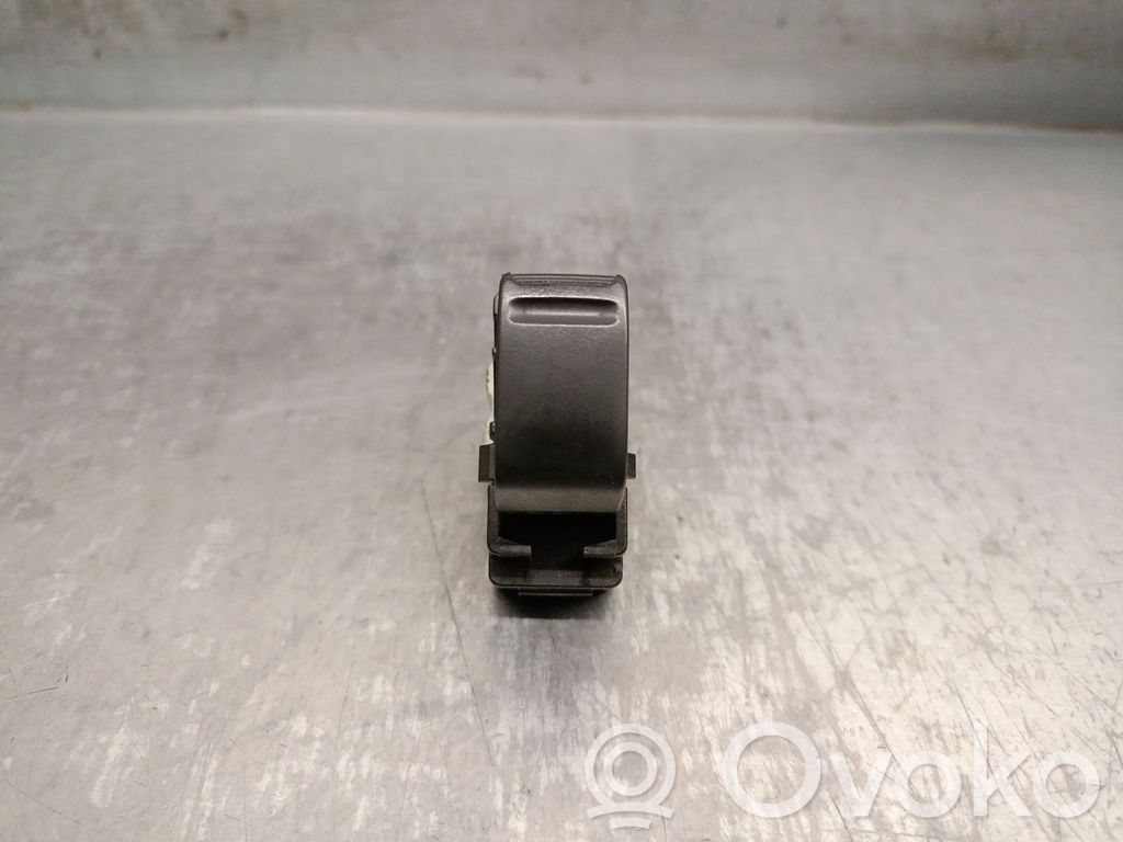 Subaru Forester SG Electric window control switch 