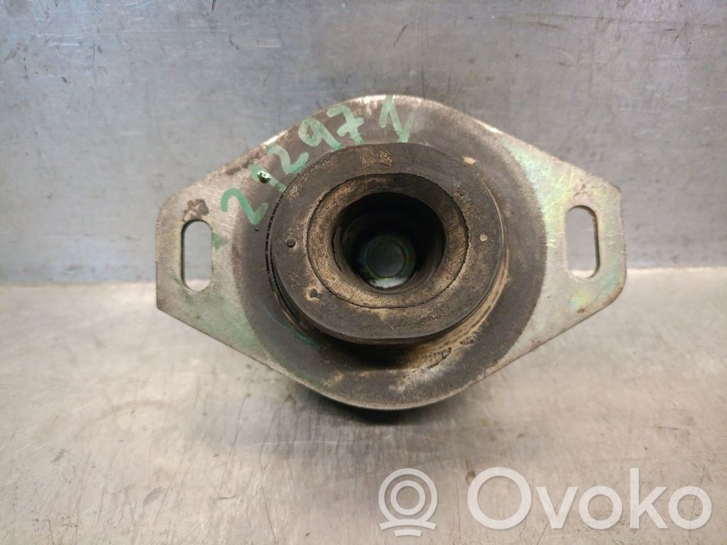 Peugeot Partner Engine mount bracket 