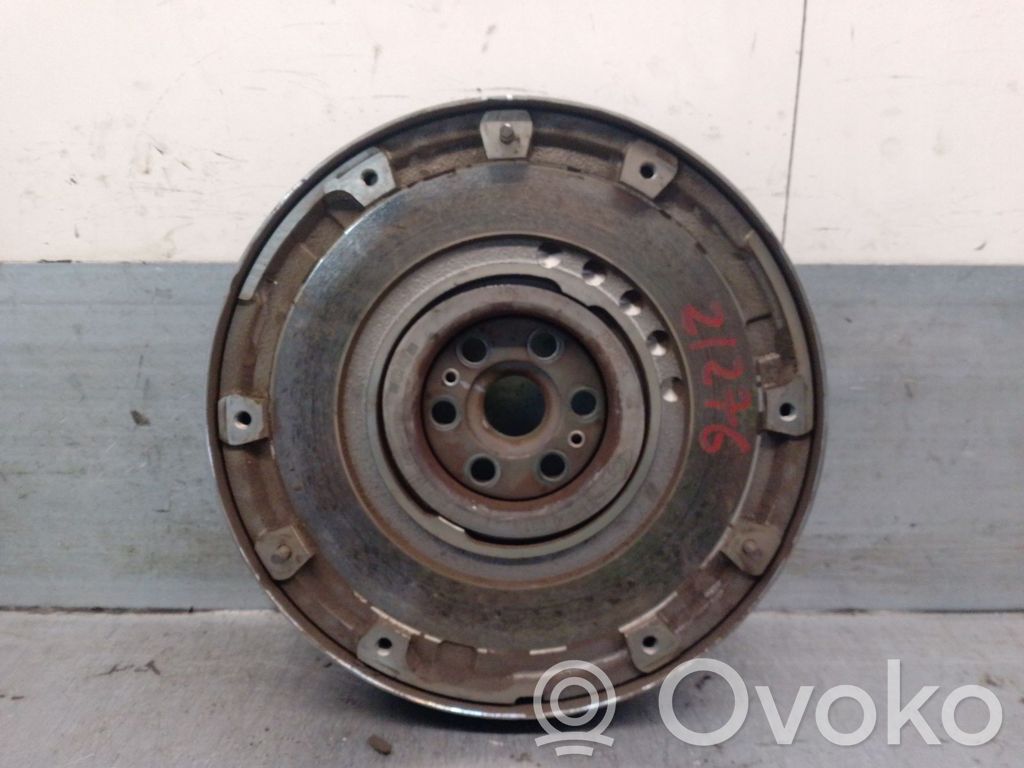 Volvo V50 Vauhtipyörä 